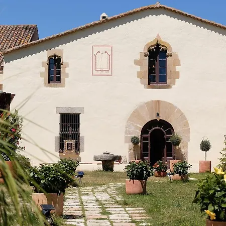 Masia Del Siglo Xiv Cerca De Barcelona * Alella